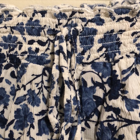 American Eagle Shorts Flowy Blue Floral Print SZ S - Picture 2 of 6